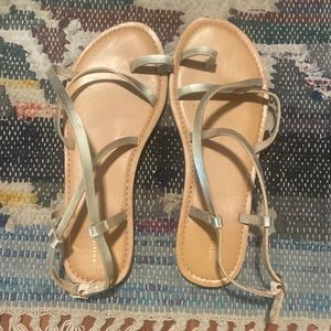 American Eagle Sandals